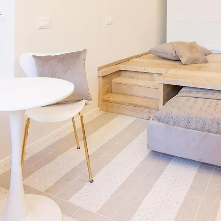 5fo6 Navigli - Duomo - Boho - Minimal ミラノ